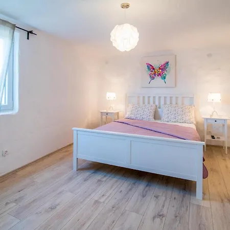 Luxury With A Swimming Pool Garica, Krk - 17469