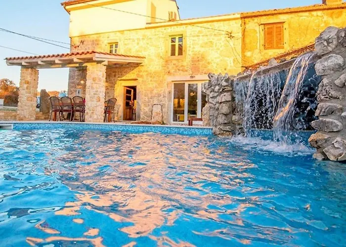 Luxury With A Swimming Pool Garica, Krk - 17469
